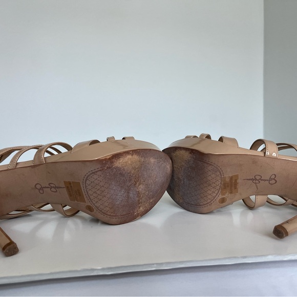 JESSICA SIMPSON (JS-BINNIE)•S:10M/40•NUDE•PATENT HIGH HEEL SHOE/SANDAL - Picture 6 of 16